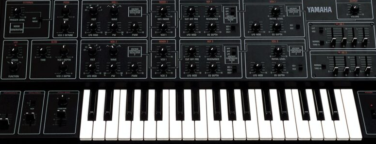 YAMAHA CS-15 Synthesizer